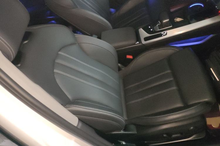 Used Audi A4L 2022 40 TFSI Luxury Dynamic Model