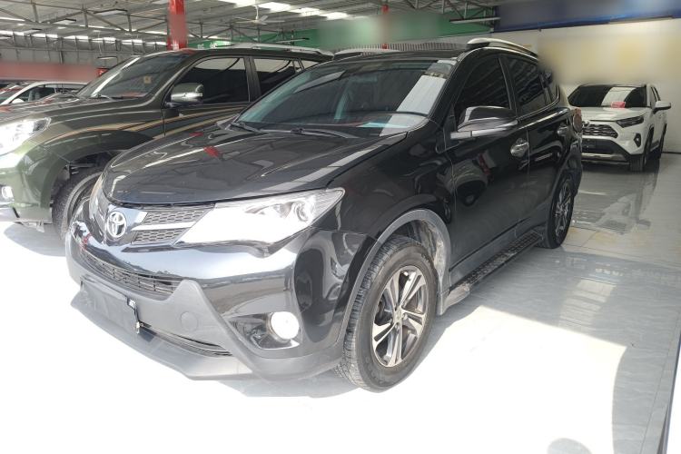 Used Toyota RAV4 2015 2.0L CVT Two-Wheel Drive Fashion Edition