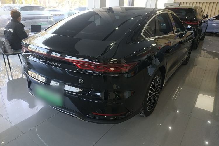 Used BYD Han 2025 EV with 701 km of Laser Radar-Enabled Intelligent Driving
