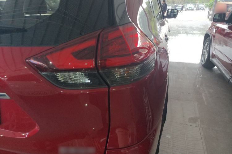 Used Nissan X-Trail 2019 2.0L CVT Smart Connect Comfort Edition 2WD
