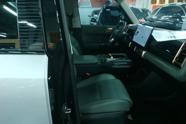 Used  03 2024 472km Four-Wheel Drive Long-Range Version
