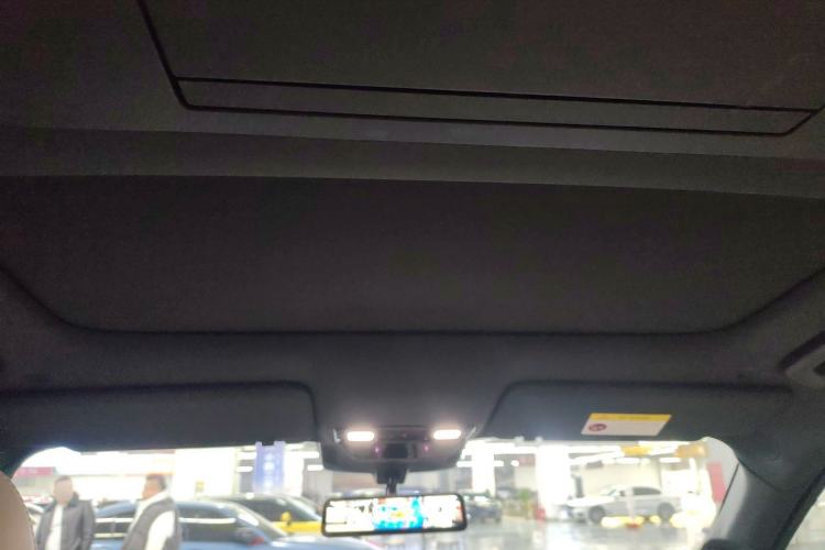 Used Li Auto L9 2022 Max model
