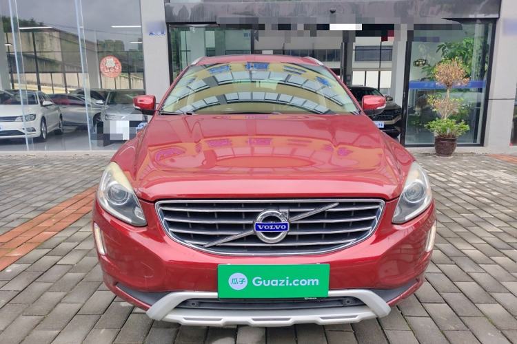 Used Volvo XC60 2015 T5 Smart Upgrade Model
