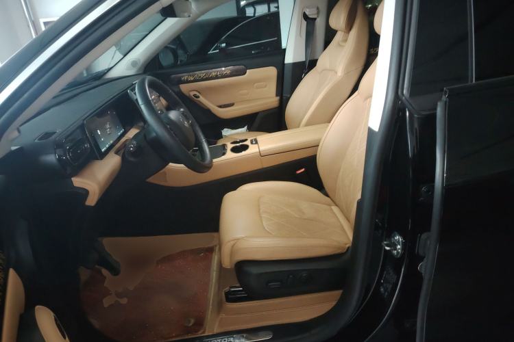 Used Leapmotor C11 2024 Range-Extended 300 Luxury Edition