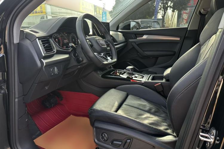 Used Audi Q5L 2022 40T Fashionable and Dynamic Model