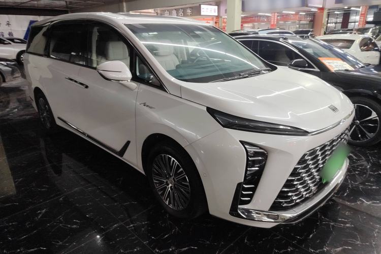 Used Buick GL8 New Energy 2024 Lu Zun Luxury Edition 7-Seater
