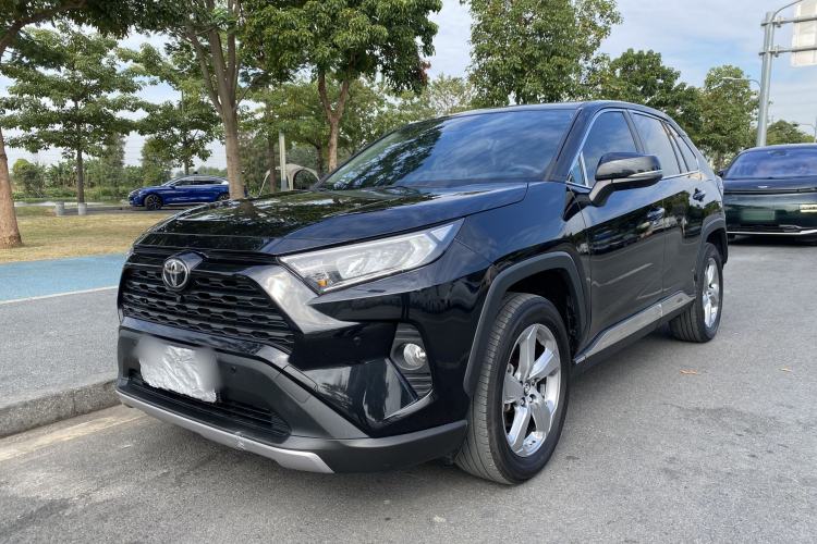 Used Toyota RAV4 2021 2.0L CVT Two-Wheel Drive Fashion Edition
