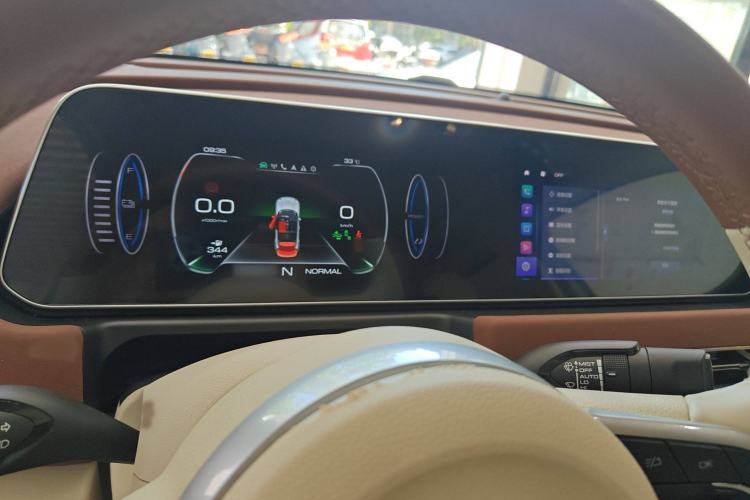 Used ORA Good Cat 2021 400km Standard Range Athena Edition Lithium Iron Phosphate
