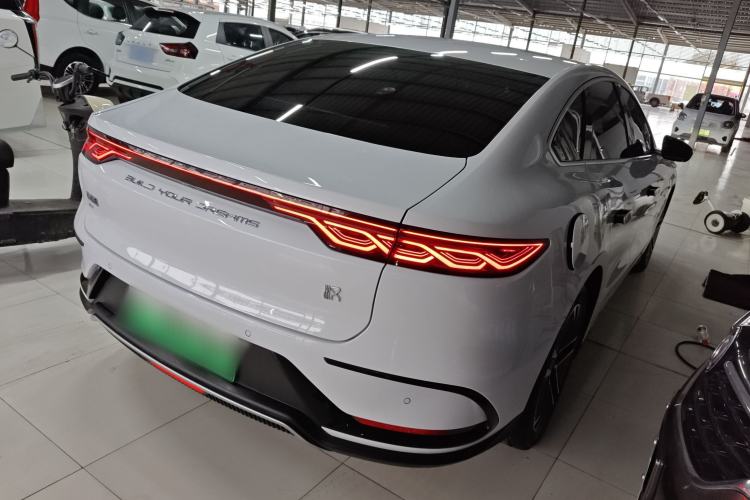 Used BYD Han 2023 EV Champion Edition 605KM Front-Drive Premium Model
