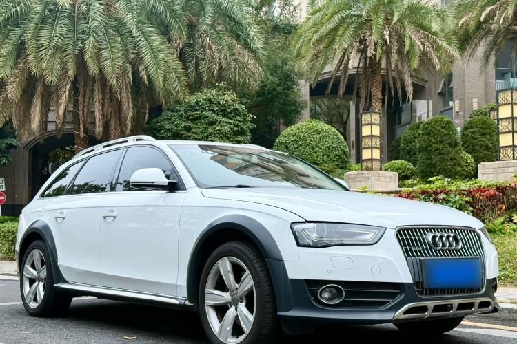 Used Audi A4 (Import) 2014 40 TFSI allroad quattro plus version
