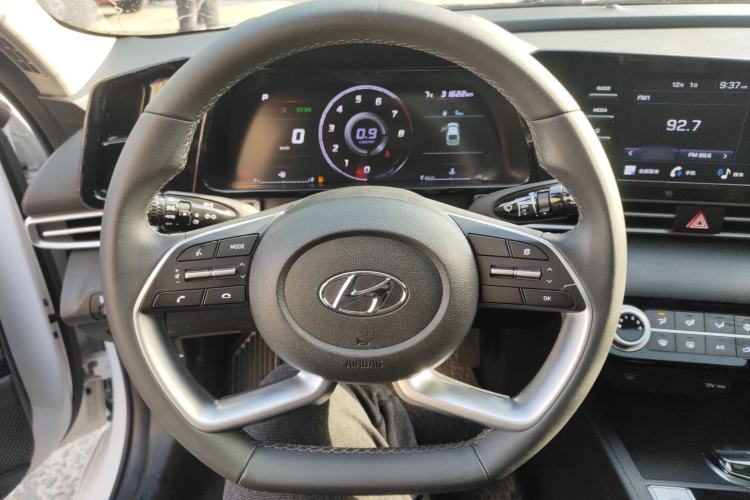 Used Hyundai Elantra 2022 1.5L CVT GLX Elite Edition