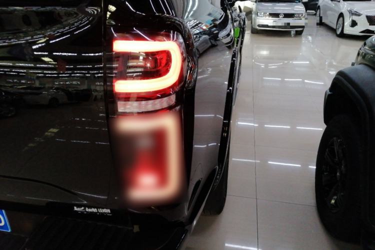 Used Great Wall Poer 2023 2.0T Passenger Version Automatic Diesel 4x4 Comfort Trim – GW4D20M
