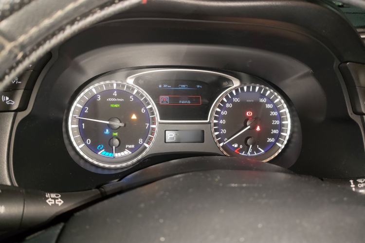 Used Infiniti QX60 2018 2.5 S/C Hybrid Two-Wheel-Drive Excellence Edition China VI Standard