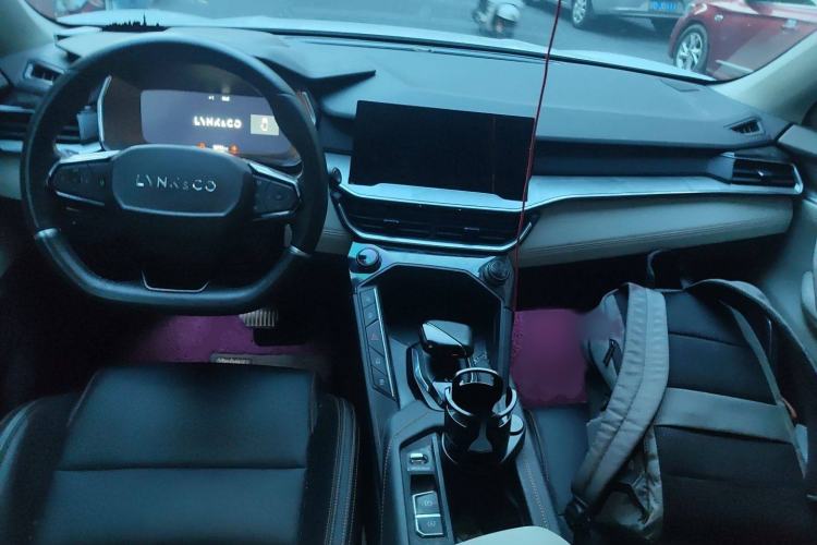 Used Lynk & Co 06 EM-P 2022 PHEV 84 km Range Pro Version
