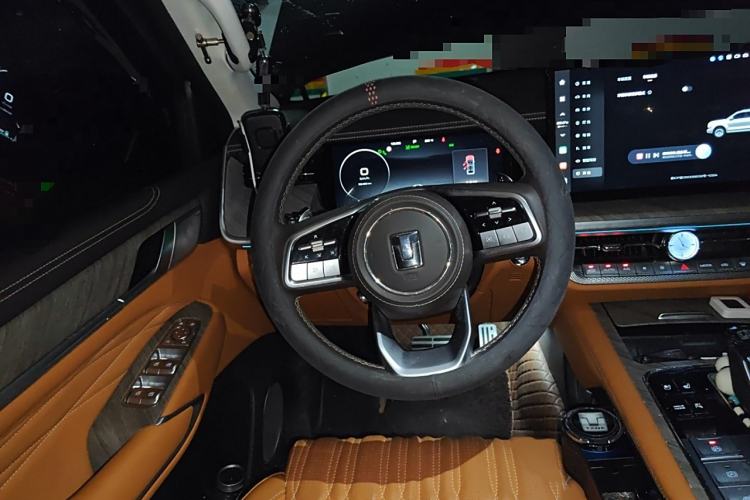 Used Tank 500 New Energy 2023 Hi4-T
