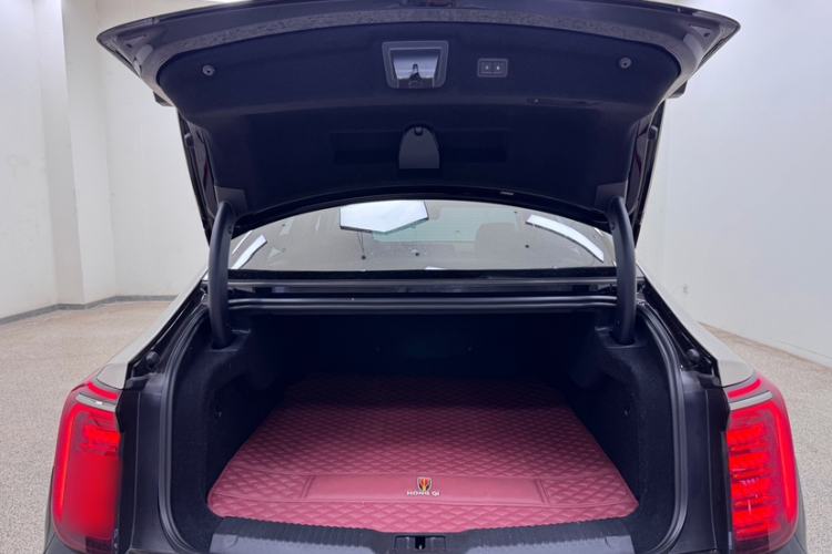 Used Hongqi H9 2024 2.0T Qichang Private Enjoyment Luxury Edition
