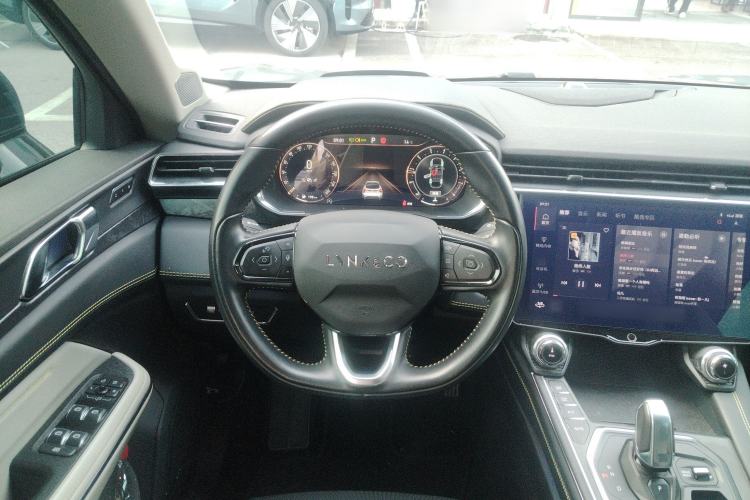 Used Lynk & Co 05 2022 2.0T Two-Wheel Drive Shine Halo
