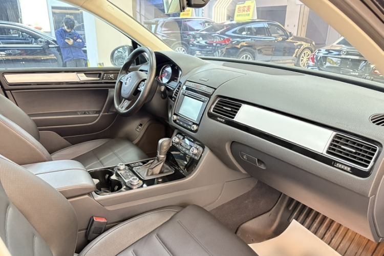 Used Volkswagen Touareg 2017 3.0 TSI Touareg Model