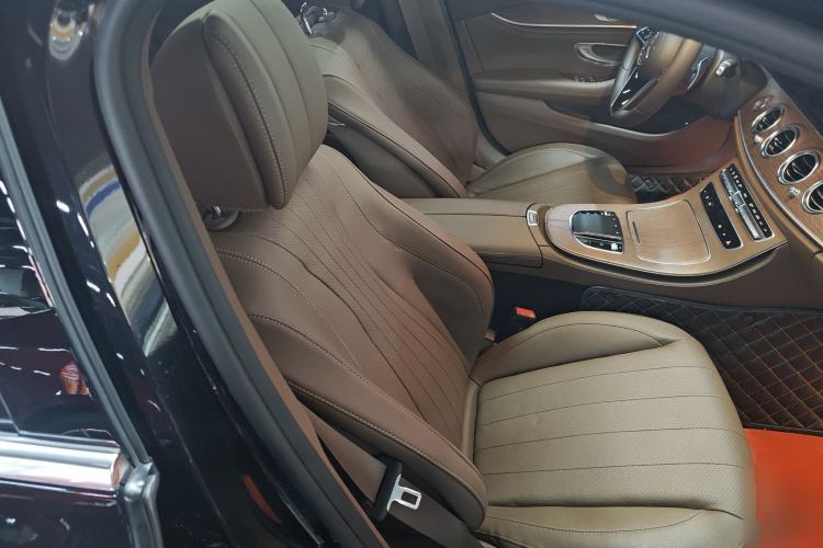 Used Mercedes-Benz E-Class 2023 Updated E 300 L Fashion Edition
