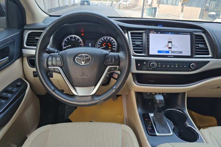 Used Toyota Highlander 2021 2.0T Four-Wheel Drive Elite Edition 7-Seater
