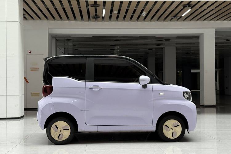 Used Chery QQ Ice Cream 2022 170km Sundae Phosphate Lithium-Ion
