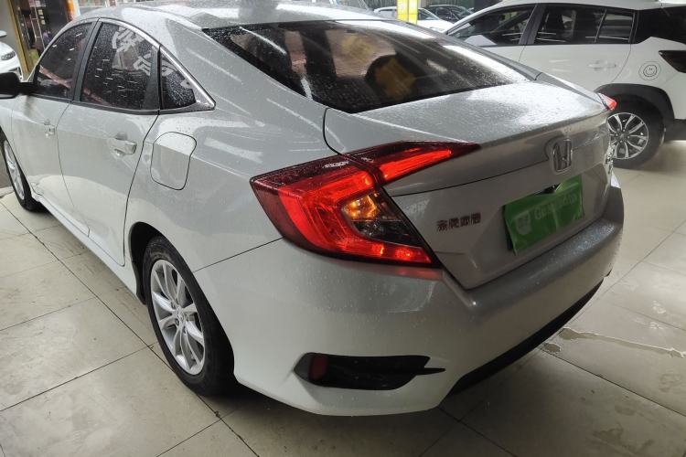 Used Honda Civic 2016 180TURBO CVT Comfort Version
