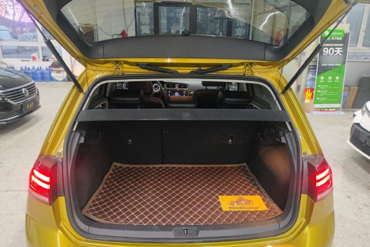 Used Volkswagen Golf 2018 1.6L Automatic Comfort Model
