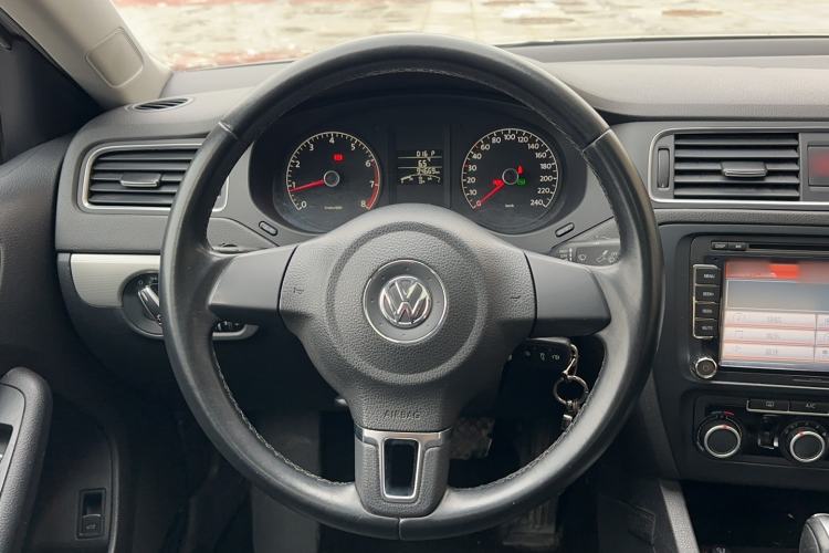 Used Volkswagen Sagitar 2014 Revised Version 1.6L Automatic Comfort Edition