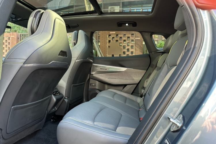 Used Lynk & Co 08 EM-P 2023 220km All-Wheel-Drive Performance Halo