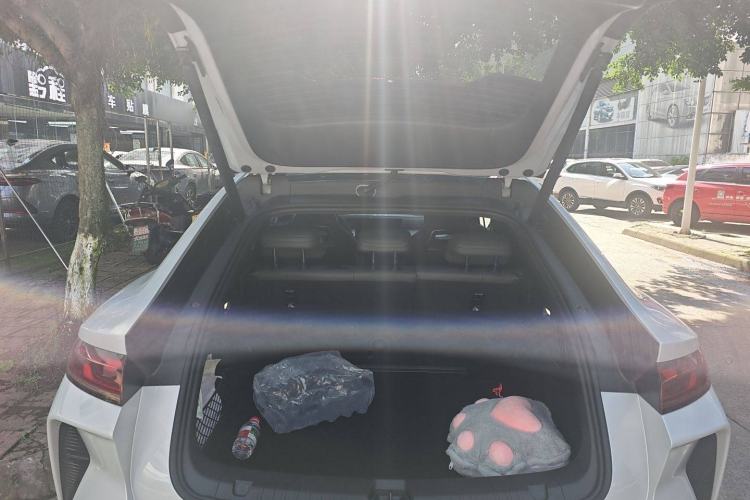 Used BYD Song L EV 2025 Intelligent Driving Version 662 km LiDAR Excellence Edition
