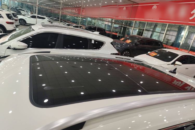 Used Volkswagen Tharu 2022 280TSI Two-Wheel-Drive Luxury Edition
