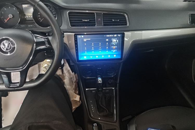 Used Volkswagen Gran Lavida 2015 230TSI DSG Comfort Edition
