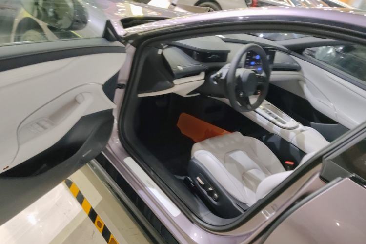 Used  SU7 2024 Rear-Drive Long-Range Intelligent Driving Version
