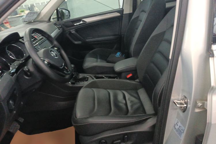 Used Volkswagen Tiguan L 2018 330TSI Automatic Two-Wheel Drive Luxury Edition
