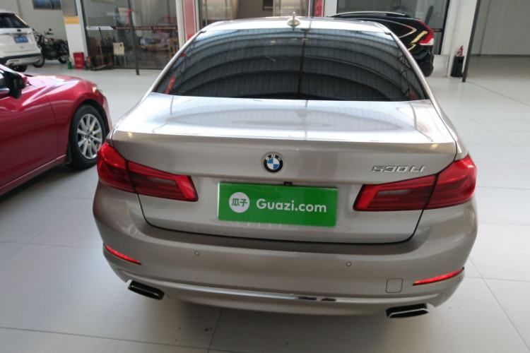 Used BMW 5 Series 2019 Facelifted 530Li Leading Edition Luxury Package
