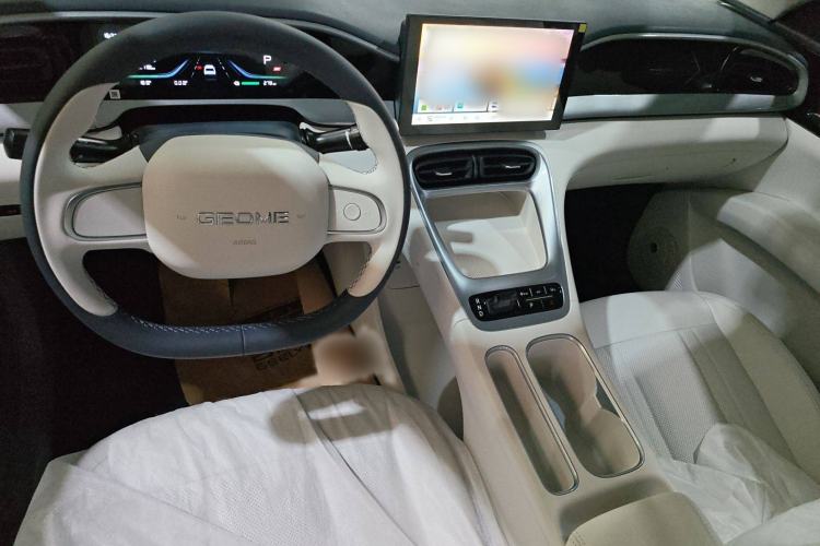 Used  Geome 2025 310km Youth Edition
