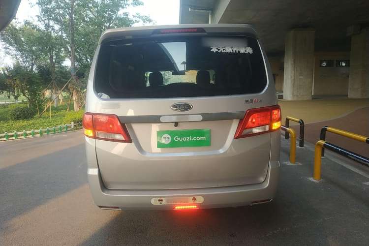 Used  M4 2019 Business & Travel Series 2.0L Manual Speed Edition China VI Standard
