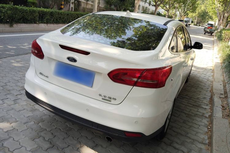 Used Ford Focus 2015 Sedan EcoBoost 180 Automatic Elite Model
