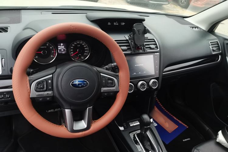 Used Subaru Forester 2016 2.0i Fashion Navigation Edition
