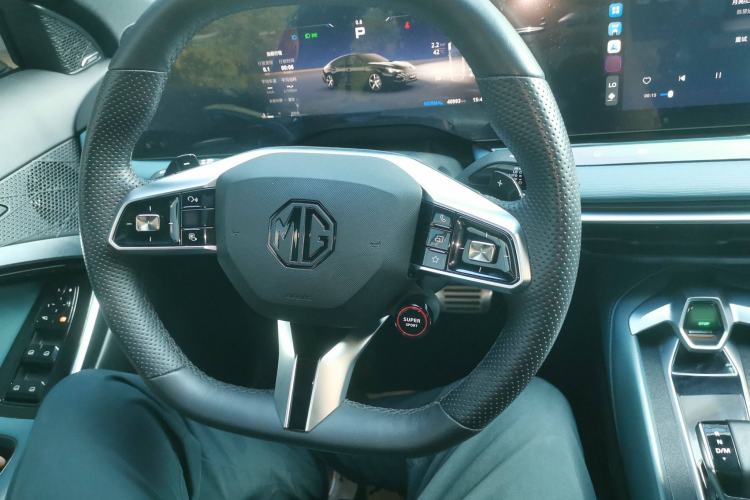 Used MG 7 2023 2.0T Automatic Hunter Luxury Edition
