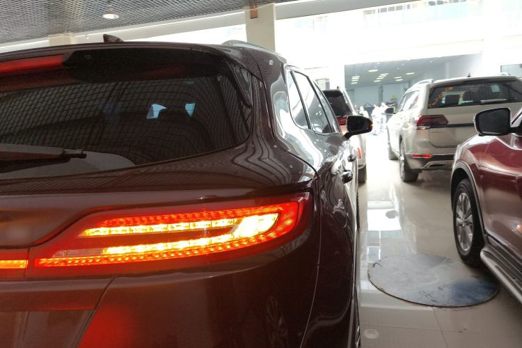 Used Lincoln MKC 2018 2.0T Four-Wheel Drive Zunya Edition