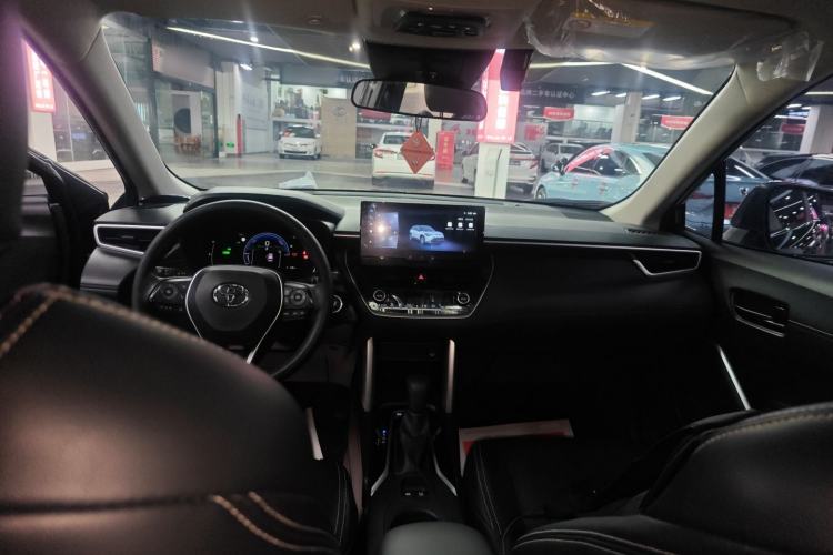 Used Toyota FRONTLANDER 2023 2.0L Smart Electric Hybrid Dual-Engine Leading Edition
