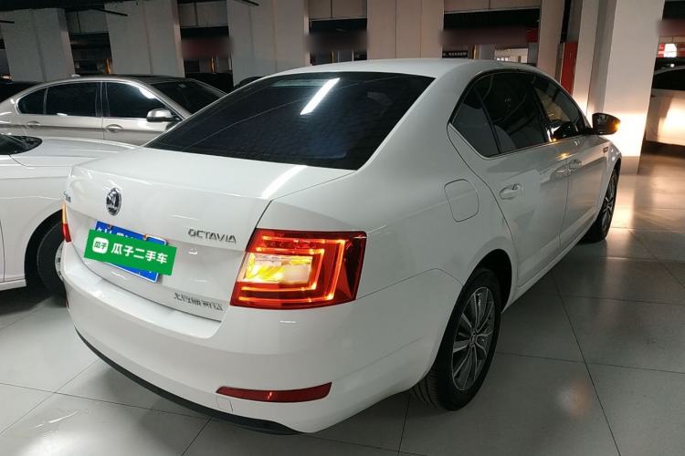 Used Skoda Octavia 2017 1.6L Automatic Chuanxing Edition
