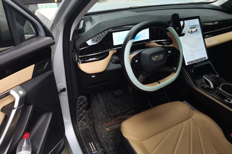 Used Geely Auto FX11 2023 1.5TD DCT Prestige Edition
