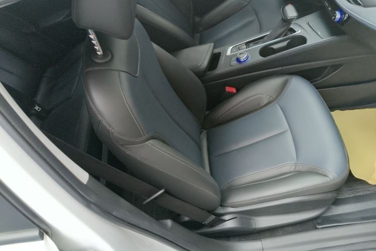 Used Buick Velite 6 2023 430km Range Commuter Version