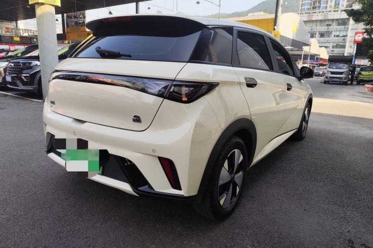 Used BYD Dolphin 2023 420 km Fashion Edition
