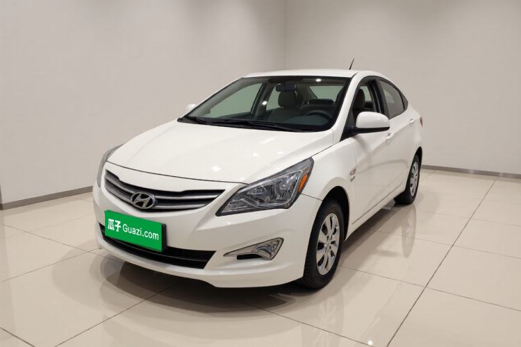 Used Hyundai Verna (older generation) 2014 1.4L Manual Smart GLS Trim