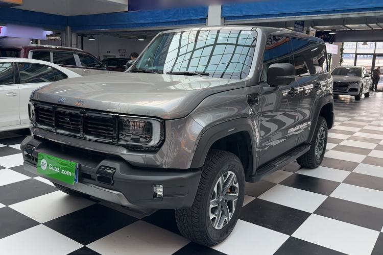 Used Beijing Auto BJ40 2024 2.0T All-New Blade Hero Edition Climber
