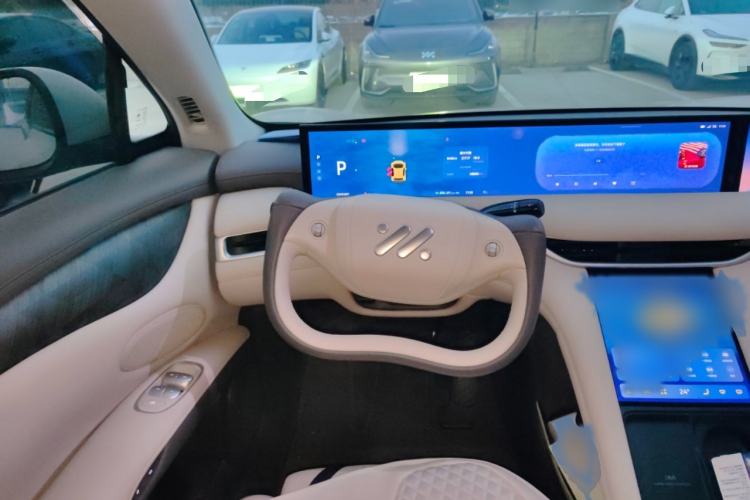 Used  LS6 2023 Max Long-Range Version