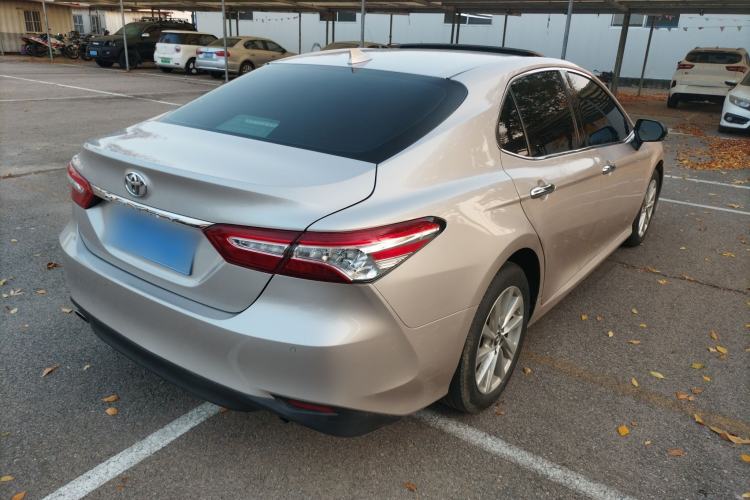 Used Toyota Camry 2021 2.0G Luxury Edition